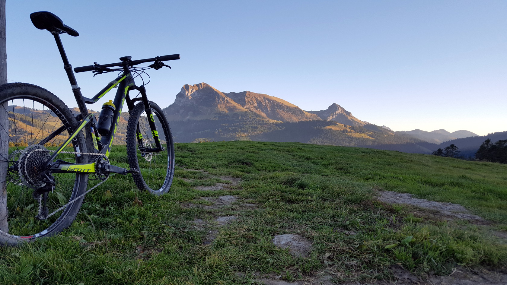 Envie de profiter d'une belle journée sur le vélo ? Pas de raison de s'en priver...